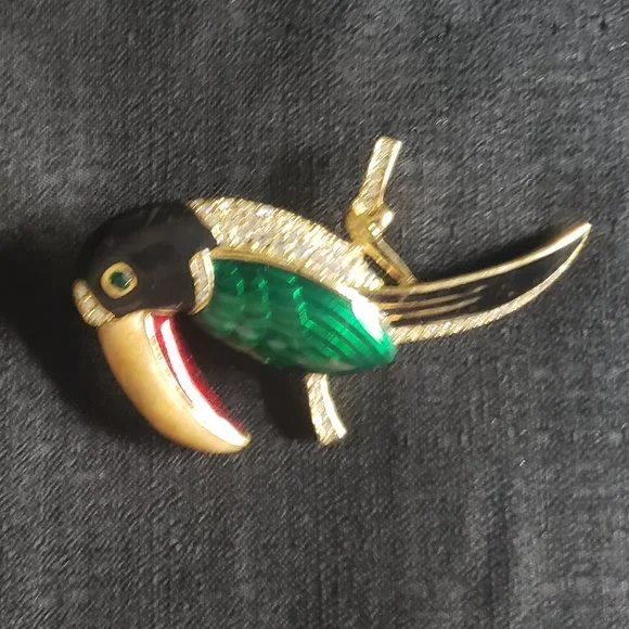 Large Enameled Rhinestone Crystal Toucan Brooch - Picture 3 of 8